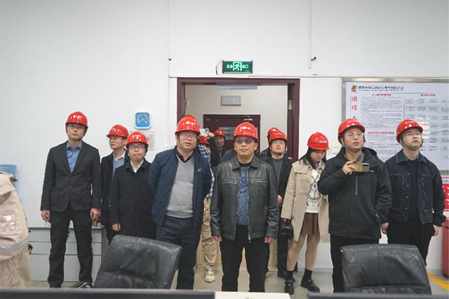 省赣抚尾闾整治有限公司总经理陶小平一行调研峡江水利枢纽工程