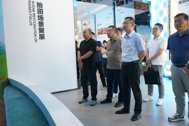 抚州市廖坊水利枢纽管理局胡小勇一行调研峡江水利枢纽工程